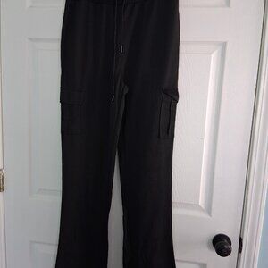 Workout pants size L black NWT